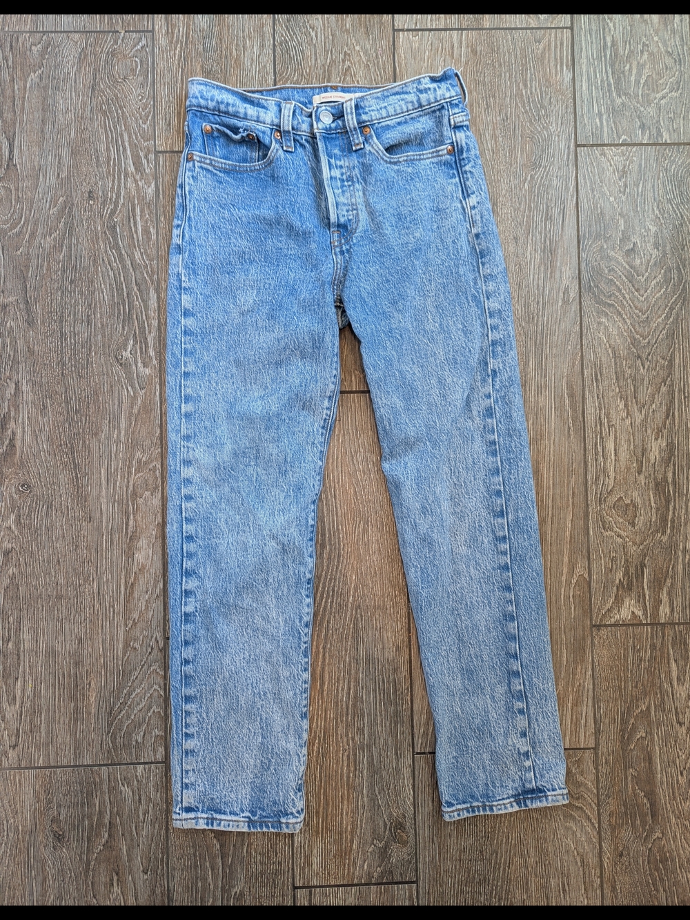 Levi's Wedgie Straight Jean Size 25 Rigid Light Acid Stone Blus Wash Button Fly
